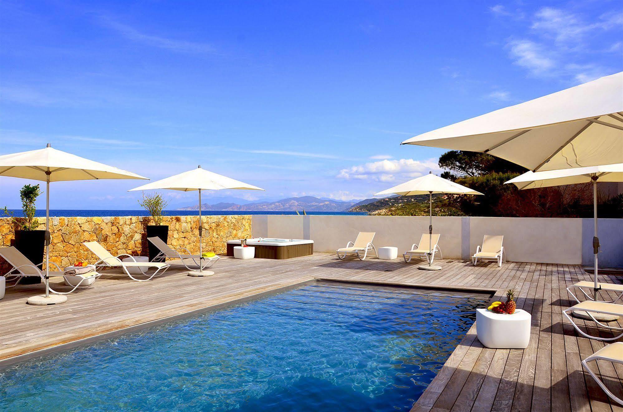 Residence Dary LʼÎle-Rousse Екстериор снимка